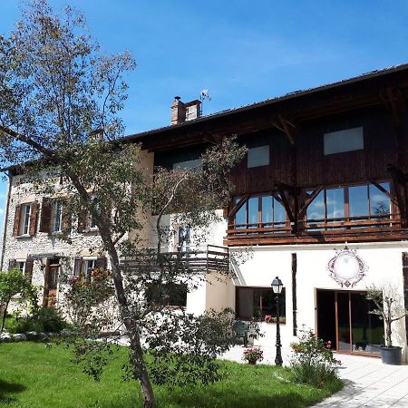 Chambres d'Hôtes La Noyeraie Izeron Exterior foto