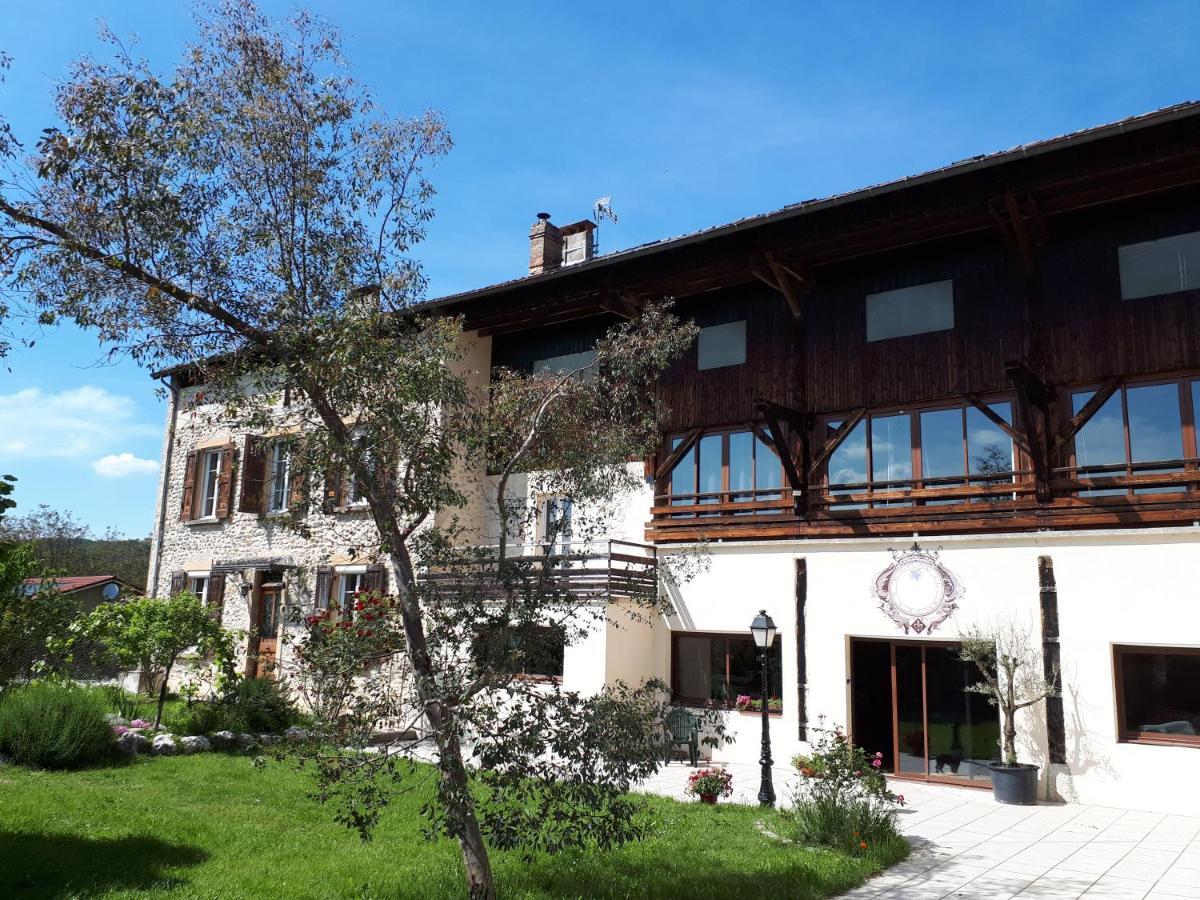 Chambres d'Hôtes La Noyeraie Izeron Exterior foto